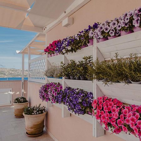 Controvento Bed & Breakfast La Maddalena  Dış mekan fotoğraf
