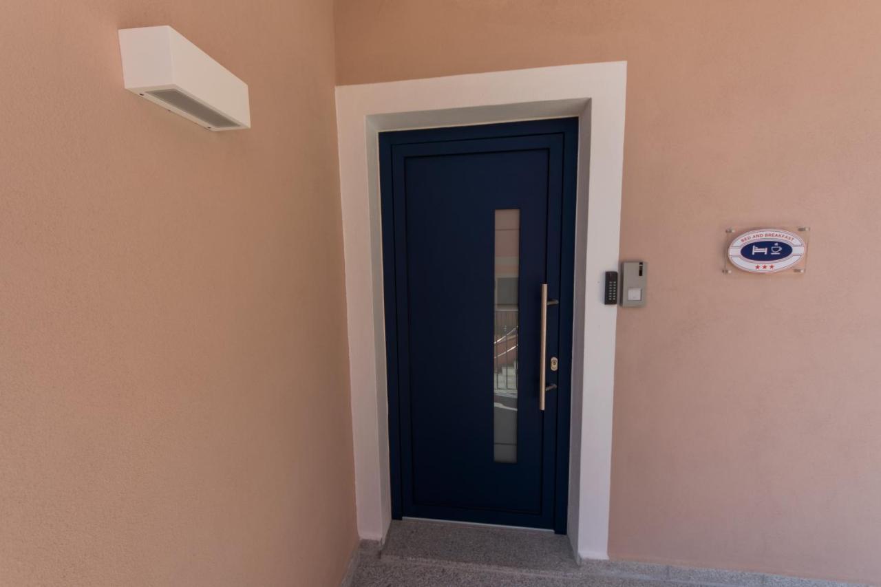Controvento Bed & Breakfast La Maddalena  Dış mekan fotoğraf