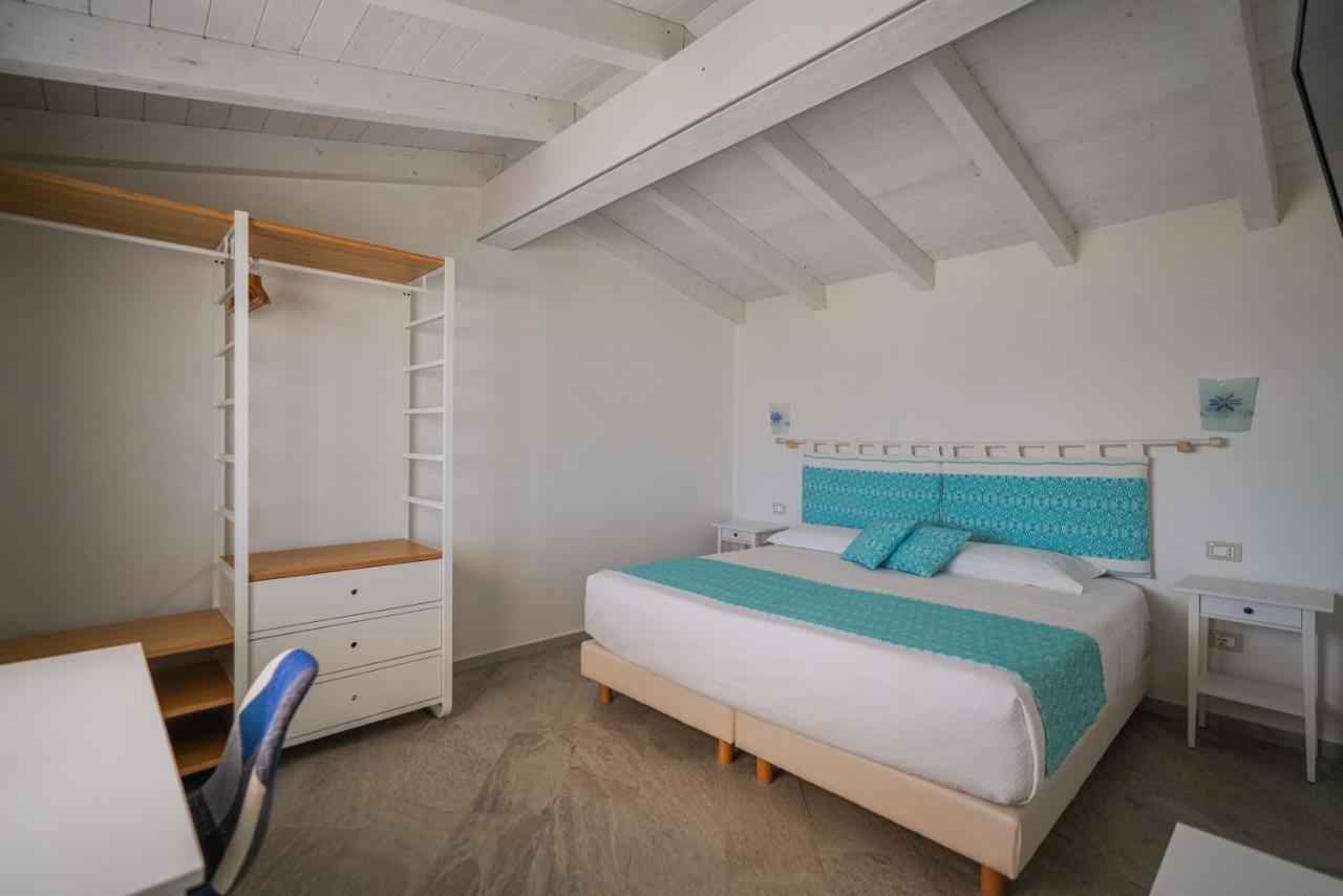 Controvento Bed & Breakfast La Maddalena  Dış mekan fotoğraf